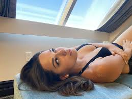 Alana Araya Onlyfans pictures for online viewing on X-video