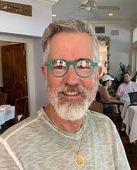 Sandy Hedger's Instagram, Twitter & Facebook