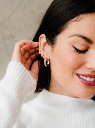 Cari 14K Yellow (18k Yellow Gold Engagement Rings official in)