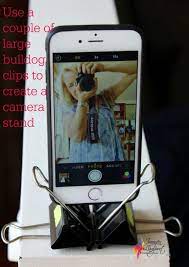 How To Take A Good Selfie Outfit Photo The Technology Diy Tripod Iphone Phone Tripod Diy Iphone Photography