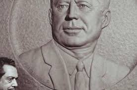 Eva Whiting's Instagram, Twitter & Facebook