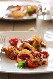 Dans La Cuisine De Sophie Encornets Sautes A La Tomate Et A L Ail Encornet Recettes De Cuisine Cuisine Poisson