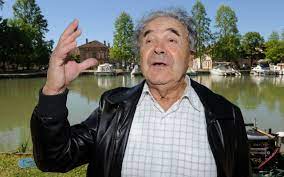 Lieux incontournables, idées de séjour, itinéraires, infos pratiques et culturelles de castelsarrasin et les bonnes adresses du petit futé pour se restaurer, sortir, se loger et organiser son voyage à castelsarrasin. Concert Pierre Perret Emu Aux Larmes Sur Sa Terre Natale Le Parisien