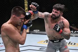 Daniel rodriguez, with official sherdog mixed martial arts stats, photos, videos, and more for the middleweight fighter from united. Mike Perry Goes Crazy By Calling Out Conor Mcgregor And Other Ufc Stars