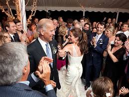 Jill and ashley biden at the 2016 oscars. Joe Biden S Daughter Ashley Wedding Pictures People Com