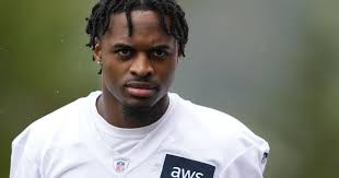 Auburn alums Nehemiah Pritchett, DJ James settling in with Seahawks  teammates