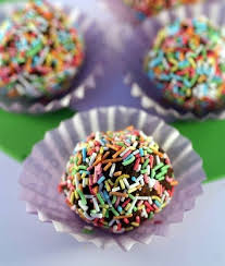 Ricette dolci facili e veloci. Praline Al Cioccolato Facili E Veloci Dolci Ricette Dolci Dolci Per Feste