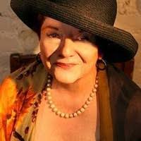 Sue Crain's Instagram, Twitter & Facebook