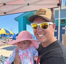 Inger Bisson's Instagram, Twitter & Facebook