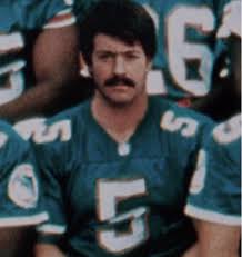 Finkle and Einhorn! In it together! How?? Why?? FINKLE! EINHORN! EINHORN!  FINKLE! -Ace Ventura, Pet Detective