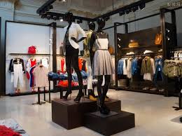 Follow us at @hm_man @hm_kids @hmhome @hmbeauty too! Lwxsc9yqsljqzm