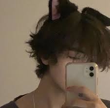 Tumblr boys aesthetic boy aesthetic pictures grunge aesthetic indie pretty boys cute boys art ancien 5 anime art hoe. ð—½ð—¶ð—»ð˜ð—²ð—¿ð—²ð˜€ð˜ ðŸ´ðŸ¬ð˜€ð—°ð˜‚ð—¹ð˜ Pretty People Cat Boys Cute Boys