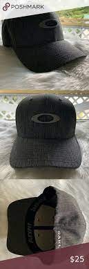 Sold Oakley Flex Fit Hat Flex Fit Hats Fitted Hats Oakley Hat