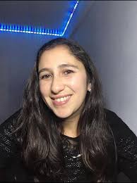 Hoy celebramos 25 años de matrimonio con @priscillalaradiaz solo una  reflexión. El tiempo vuela, no mira atrás ni espera a nadie, estos años han  pasado muy rápido y siento que aún tenemos