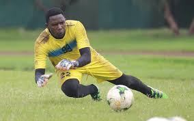 Gor mahia is one of the most succesful football teams in east and central africa. Gor Mahia Goalkeeper Oluoch From Midfielder To Keeper