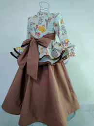Akan jadi mangsa kejap lagi kesemuanya. Design Baju Gaun Kanak Kanak Gejorasain