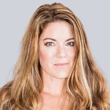 Emilie-Claire Barlow (@emilieclairebarlow)