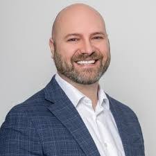 Larry Mchugh's Instagram, Twitter & Facebook