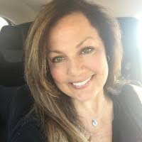 Tina Spray's Instagram, Twitter & Facebook