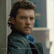 Sam Warrington's Instagram, Twitter & Facebook