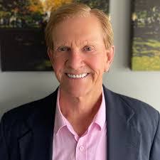 Derek Eddy's Instagram, Twitter & Facebook