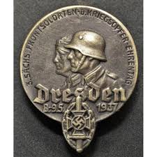 1934 002 uniformen und abzeichen der heeres.jpg. Blechabzeichen 3 Sachs Frontsoldaten Und Kriegsopfer Ehrentag Dresden 1937 War Militaria