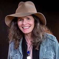 Rosanna Patrick's Instagram, Twitter & Facebook