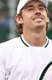 Alex De Minaur into the last 16 at Wimbledon!