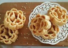 Toples merk bormioli quattro ini dibuat dari bahan yang tebal, tidak mudah pecah, memiliki transparansi sempurna anda bisa memberikan toples dan tempat makanan di atas sebagai bingkisan lebaran untuk calon mertua. 9 Kue Kering Ideas Cookie Recipes Food And Drink Recipes