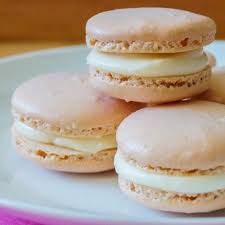 Macarons With Vanilla Cream Cheese Filling Tara S Multicultural Table In 2020 Vanilla Macaron Recipes Macaron Filling Cream Cheese Recipes