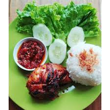 Ayam bakar kalasan simbah (sealed) + sambal di tokopedia ∙ promo pengguna baru ∙ cicilan 0% ∙ kurir instan. Ayam Bakar Kalasan Maimun Dada Nasi Lalapan Sambal Shopee Indonesia