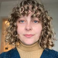 Angela Griffin (@angelagreetsu)