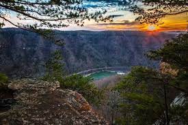 Endless Wall Trail In New River Gorger Park West Virginia West Virginia Us Travel Destinations Virginia City