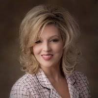 Tracy Truman's Instagram, Twitter & Facebook