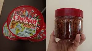 Terkadang tahu, tempe dan potongan tetelan daging sapi juga digunakan untuk membuat kuahnya menjadi lebih gurih. Review Sambal Garing Ikan Bilis Che Nor Ikan Bilis Dan Sambal Garing Bertambah Selera Makan