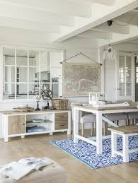 Les Styles Deco De L Ete Selon Maisons Du Monde Deconome En 2020 Salle A Manger Bord De Mer Amenagement Salle A Manger Maison Bord De Mer Decoration