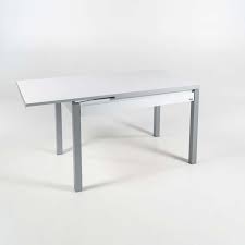 Consultez nos 38485 annonces de particuliers et professionnels sur leboncoin. Petite Table De Cuisine En Melamine Avec Allonges Et Tiroir Pieds Alu Iris 4 Pieds Com