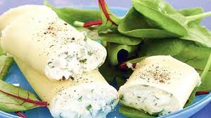 Lo squacquerone è un formaggio tipo stracchino ma un po' più dolce. Lo Squacquerone Di Romagna Dop In Cucina Le Ricette Associazione Squacquerone Di Romagna Dop