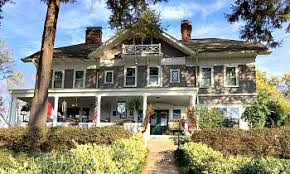 These honeymoon resorts in pennsylvania generally allow pets: North Carolina Romantic Getaways Romantic Hotels Secluded Cabins