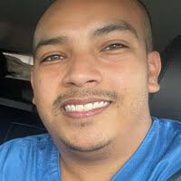 100+ perfiles de «Armando Zambrano»