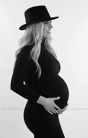 Just because it's cold doesn't mean you have to sacrifice style. Angie Blackburn Photography Maternity Poses Studio Maternity Photography Poses Maternity Poses Studio Maternity Shoot
