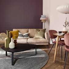Maximize its romantic potential by decorating it where you can be yourselves, in style. Small Living Room Ideas How To Decorate Compact Sitting Room And Snugs