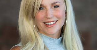 Debbie Meador's Instagram, Twitter & Facebook