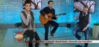 Castingmaja na castingu wykonała utwór at last christiny aguilery. Maja I Grzegorz Hyzy Czyli Malzenstwo Na Spiewajaco Kozaczek