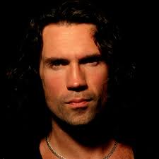 Emmett Lee's Instagram, Twitter & Facebook