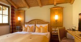 Unglaubliche Dekoration Im Modernen Chalet Stil Um Im Chalet Stil Einrichten Landhausstildekoration Alpens Landhausstil Wohnzimmer Landhausstil Haus Stile