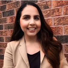 Amreet Kaur's Instagram, Twitter & Facebook