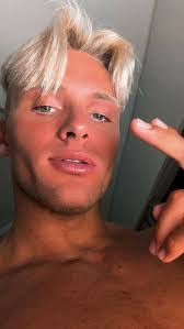 Jamie Garmon's Instagram, Twitter & Facebook