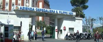 Un murales per ricordare luciano quaglieri, l'infermiere dell'ospedale san filippo neri morto a soli 47 anni dopo aver contratto il coronavirus.'lucianone', così era conosciuto da tutti, si è. Roma Tragedia Al San Filippo Neri Fuma A Letto Paziente Muore Tra Le Fiamme Secolo D Italia