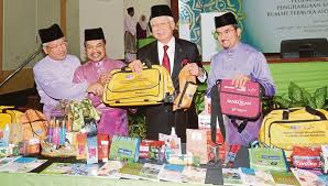 Tak sangka begitu ramai orang yang nak pergi haji :') alhamdulilah. Tabung Haji Tiada Tandingan
